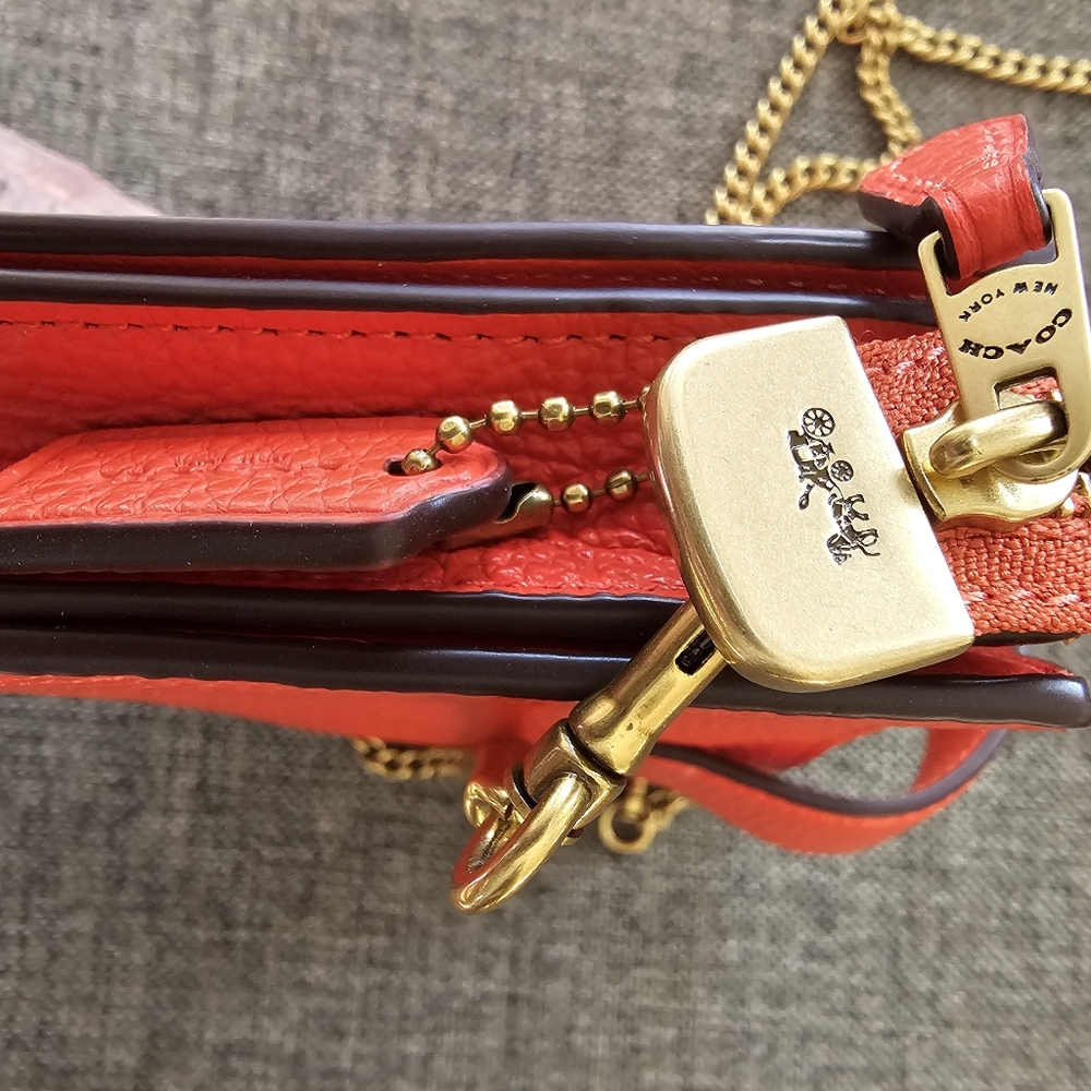 COACH PEBBLE LEATHER MINI CROSSBODY - Picture 5 of 7